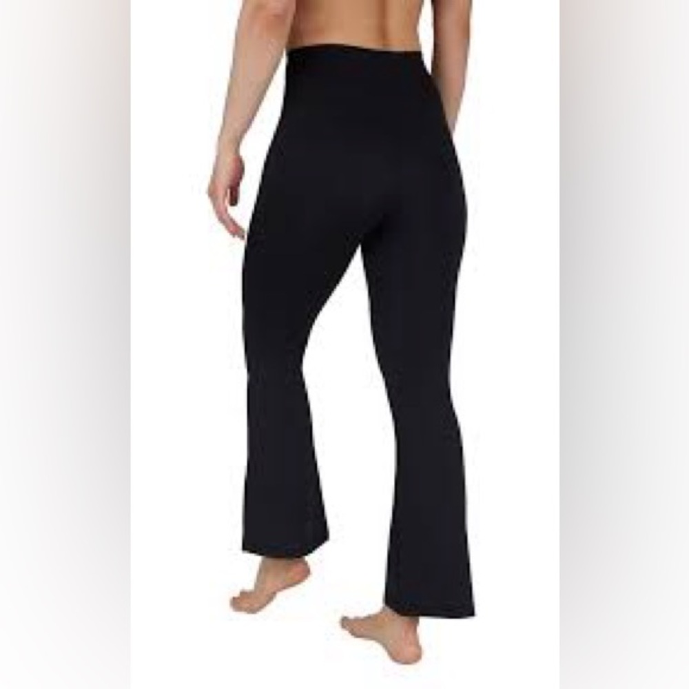 Yogalicious Lux Madison 7/8 Flare Pant Legging - Picture 2 of 3